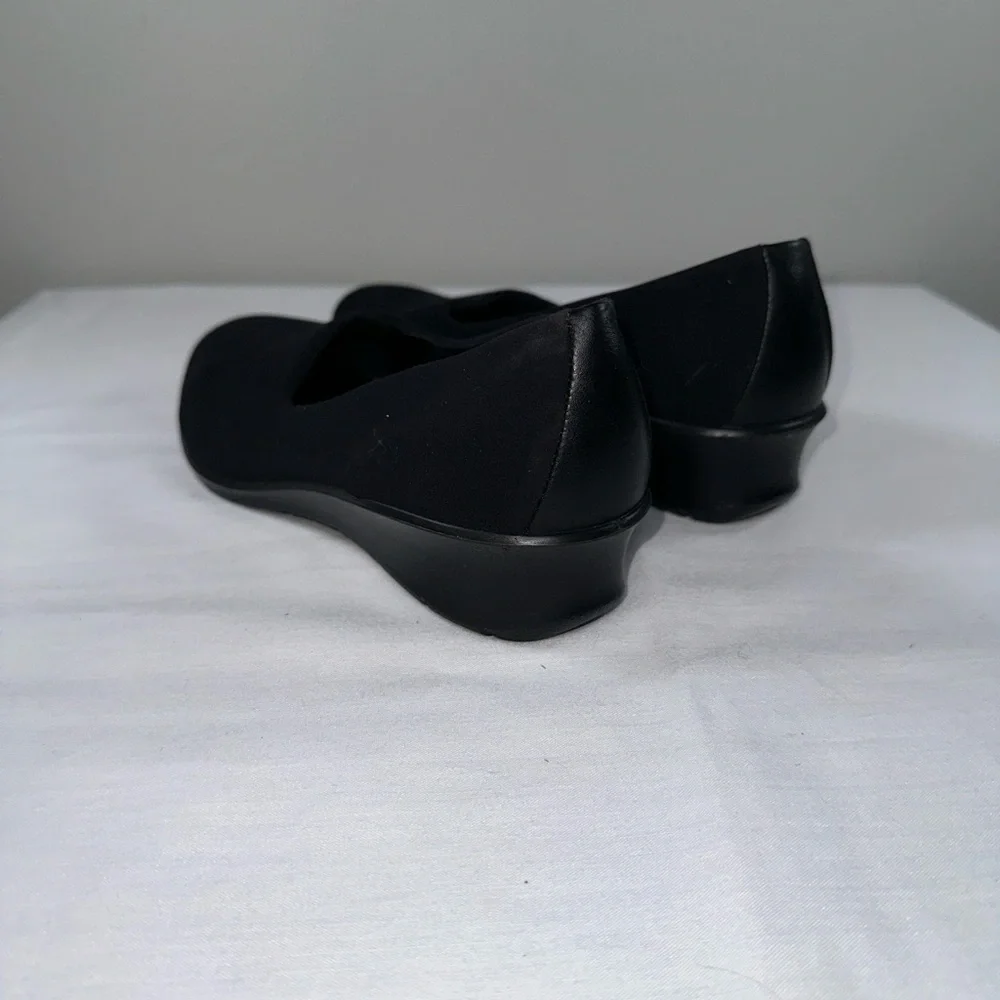 ECCO Felicia Black Stretch Slip On Wedge Comfort Flat Loafer Womens Size 7 EU 37